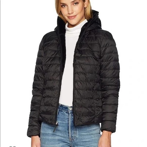 Andrew Marc Jackets & Blazers - Andrew Marc Black Quilted Reversible Hooded Full Zip Fur Puffer Coat Jacket M